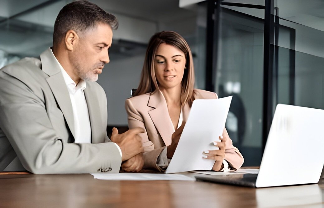 How CPAs Ensure Compliance With Changing Tax Laws